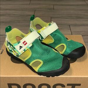 adidas
(GS) adidas Terrex Captain Toey x LEGO Core Green Sz 5 Boys